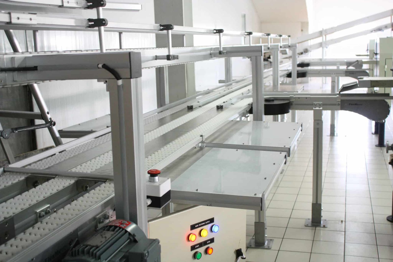 Conveyor equipment for automation