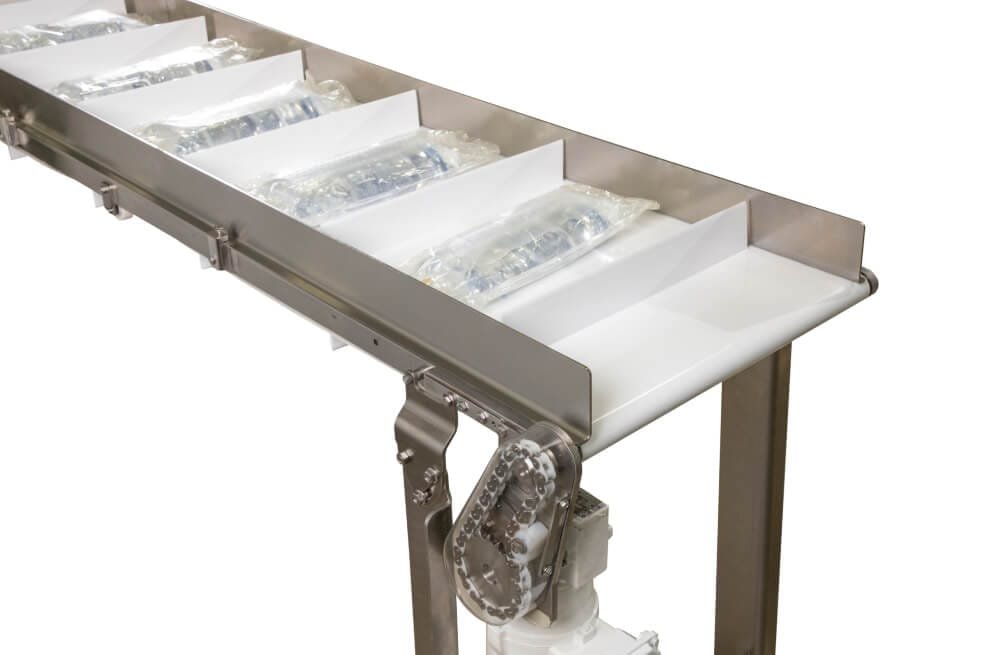 2700 Series medium duty belt conveyor on adjustable stands