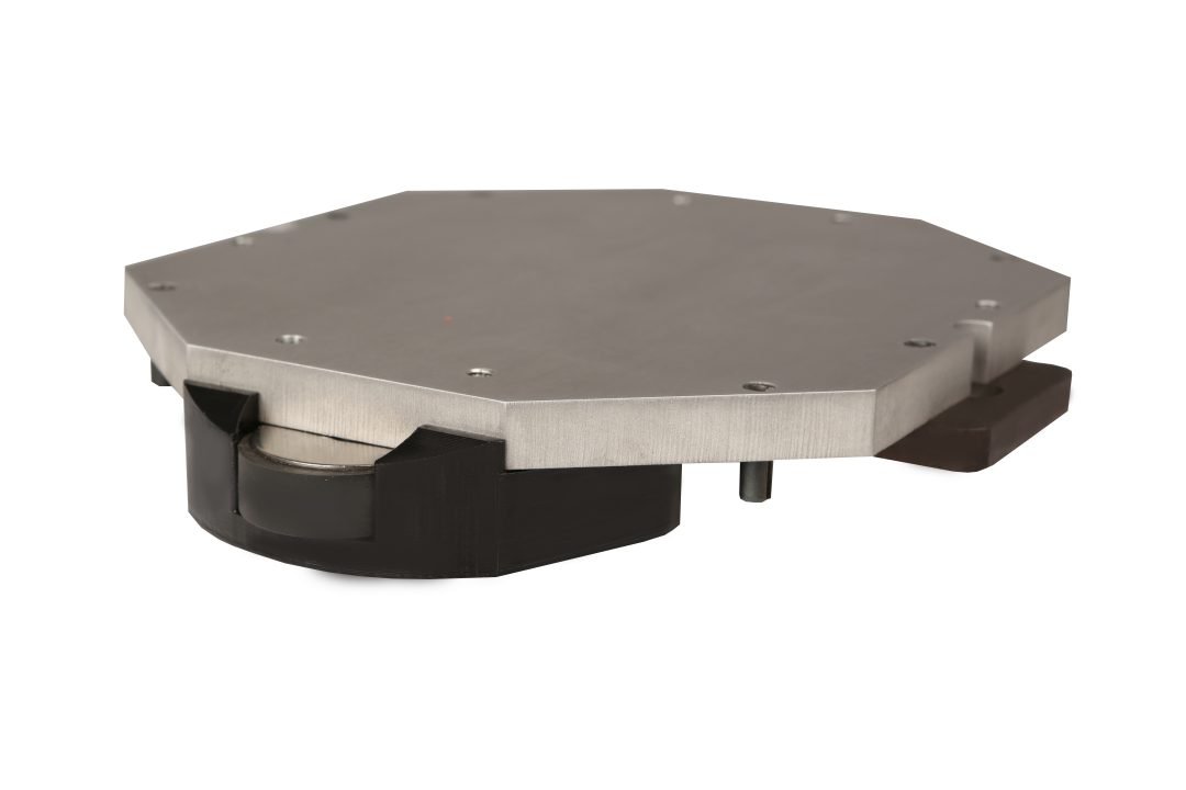 Flexible-chain pallet conveyor system