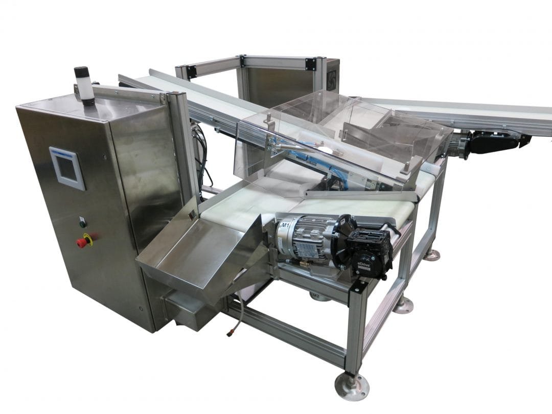 Cleanroom conveyor system with pneumatic divert gate