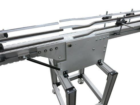 Flexible chain lift gate part way through its pivot