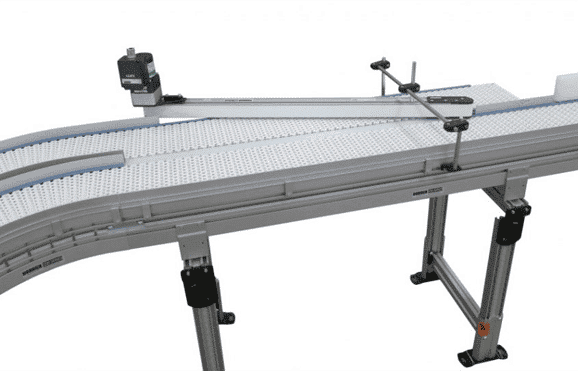 Powered side-guide merge conveyor