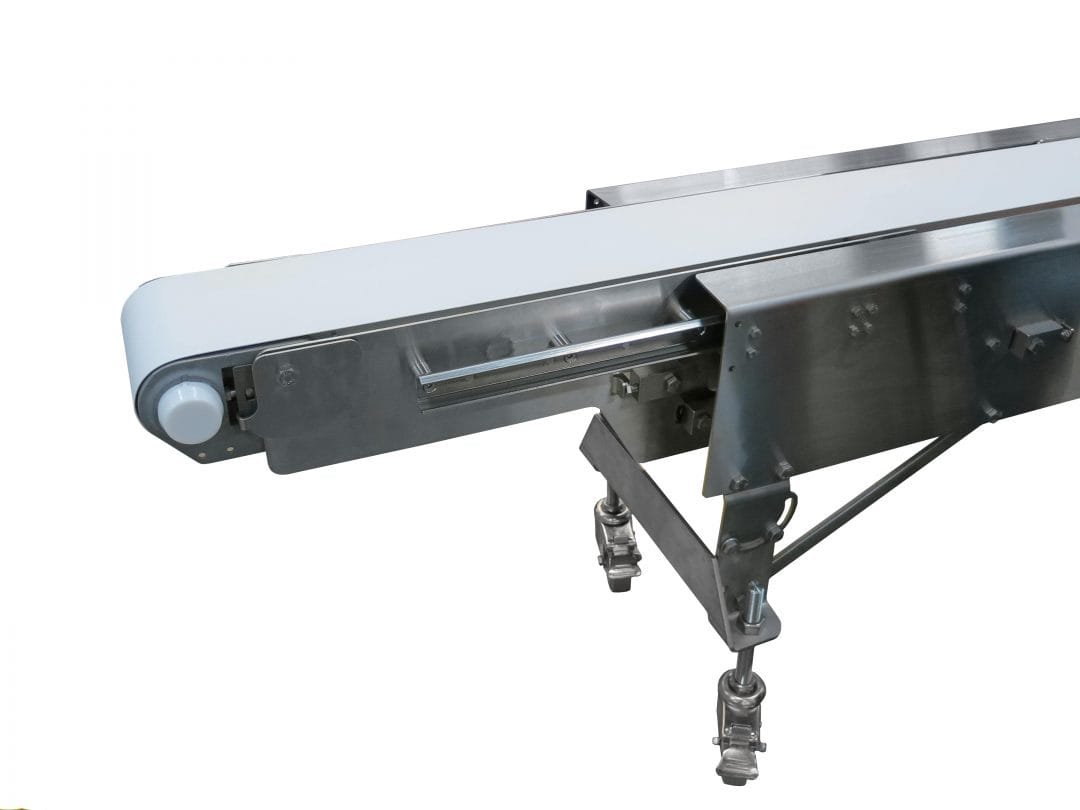 Retractable conveyor system