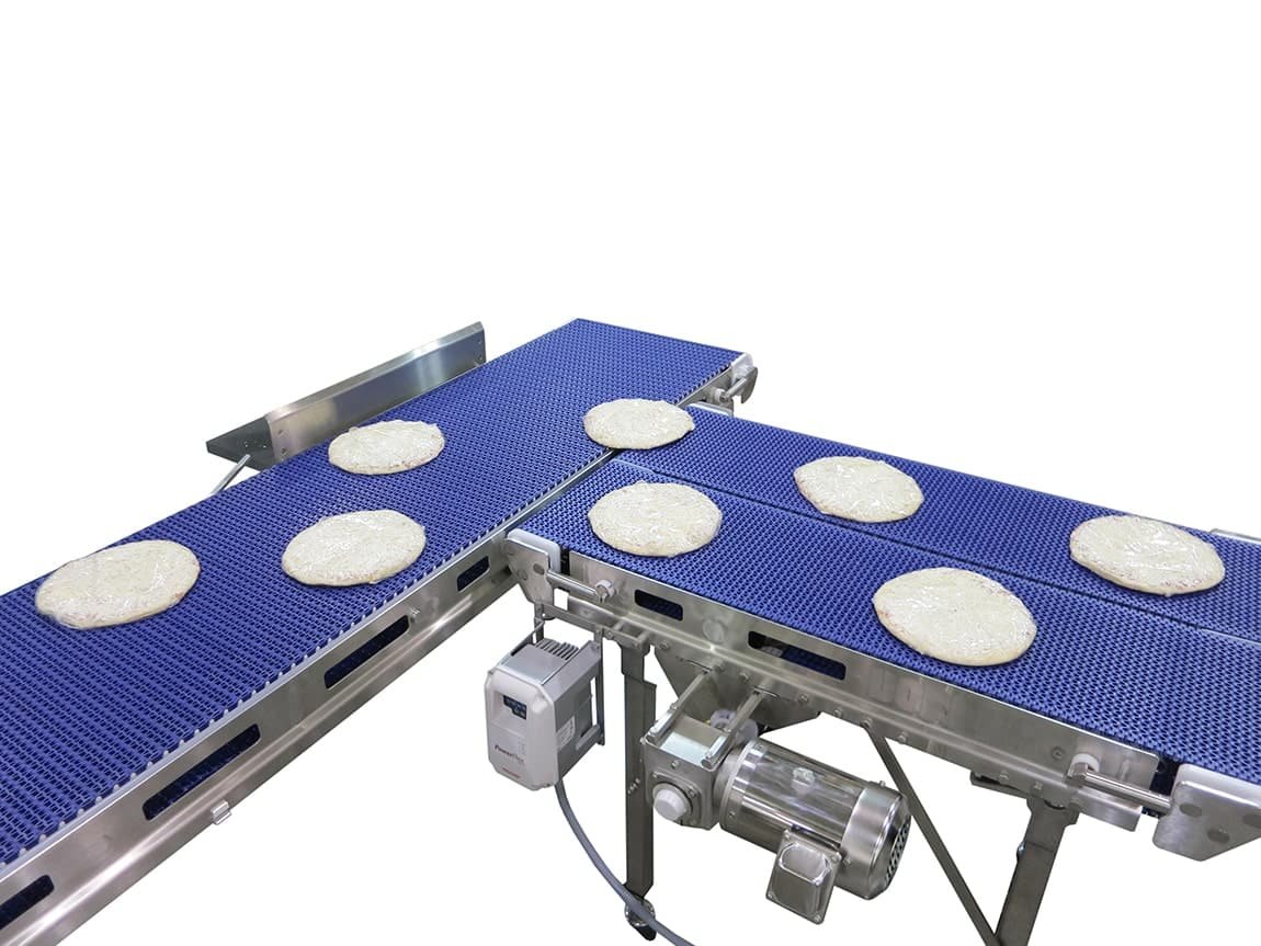 Sanitary pizza transfer rotating conveyor