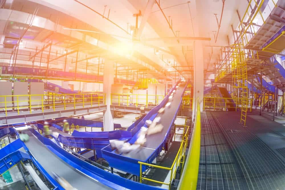 Automated warehouse conveyor line